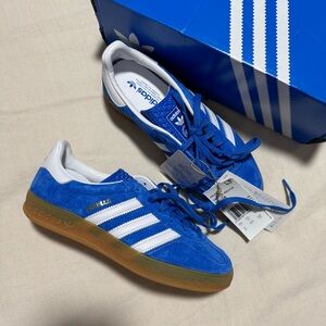 Adidas Gazelle Indoor blue sneakers
